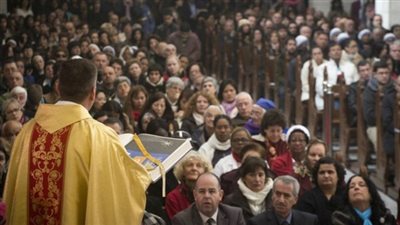 بث مباشر.. الالآف يحتشدون فى ساحة المهد للإحتفال بعيد الميلاد