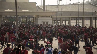 ضبط 8 من ألتراس أهلاوي خلال اشتباكات مع الأمن