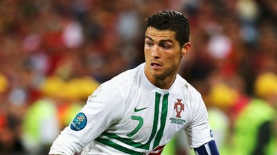 رونالدو يفوز بجائزة 