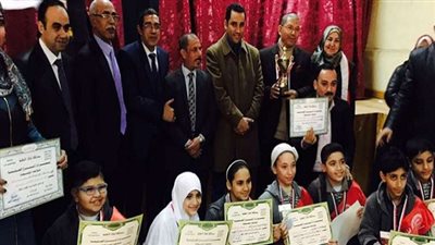 أحمد علي يشارك في تكريم أوائل الطلبة على مستوى إدارة المرج التعليمية