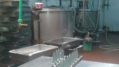 ضبط مصنع ألبان غير مرخص ببني سويف