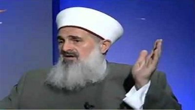 نجاة مفتي أهل السنة بالعراق من استهداف موكبه بسيارة مفخخة