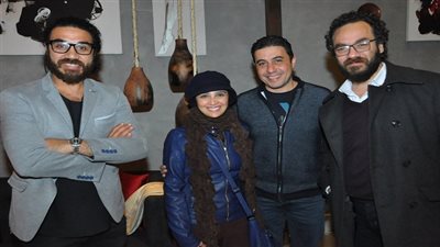 بالصور.. حنان ترك من دون حجاب لأول مرة