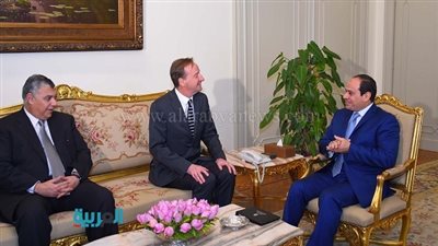 السيسي يستقبل رئيس الاستخبارات الخارجية البريطانية