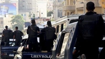 مباحث القليوبية تضبط عنصرين خطرين بحوزتهما سلاح آلي وفرد خرطوش