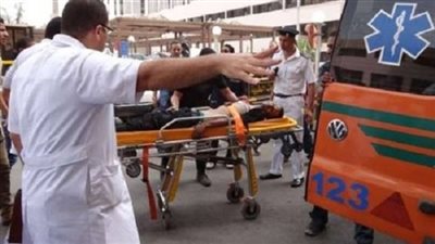 إصابة مجند في تصادم سيارتين بطريق 