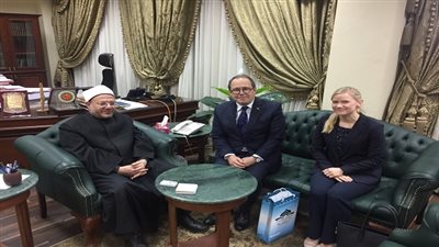  تعزيز أوجه التعاون بين 