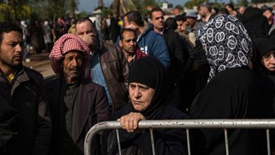 50 سوريًا يغادرون القاهرة بعد حصولهم على حق اللجوء لأمريكا