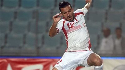 معلول يقود تونس أمام الجزائر بأمم أفريقيا