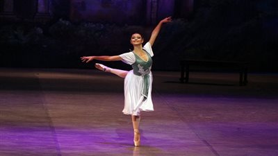 بالصور.. الدمية الفاتنة كوبيليا فى 7 حفلات بأوبرا القاهرة والاسكندرية