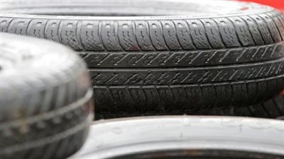 ضبط صاحبي محل بحوزتهما 38 إطار كاوتش منتهي الصلاحية بالغربية