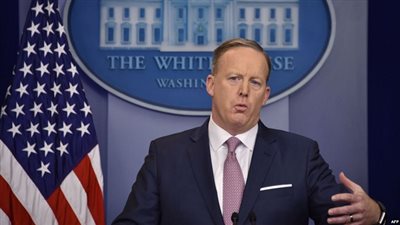 البيت الأبيض: لا قرار حتى الآن بخفض تمويل المؤسسات الدولية