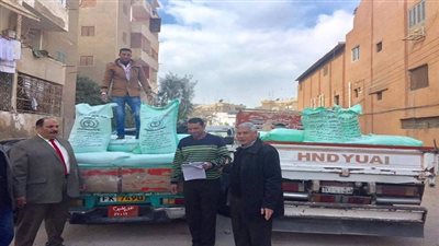 تموين الفيوم.. ضبط 4.5 طن دقيق قبل تهربيه للسوق السوداء