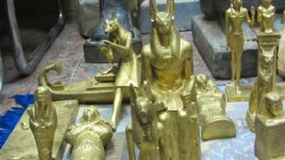 القبض على تشكيل عصابى للاتجار في الآثار بالهرم