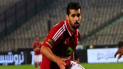 عبدالله السعيد: الملعب السئ والرطوبة سبب إجهاد لاعبينا