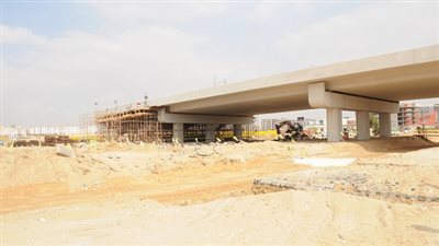 خلال جولته بالمدينة اليوم.. وزير الإسكان يتفقد وحدات 