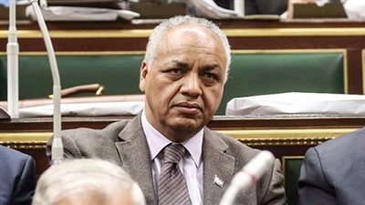 برلماني: الحكومة تقود الناس إلى الإحباط والسخط من الدولة