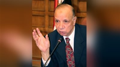 محافظ القاهرة يطالب بإعداد دراسة لتطوير ميدان عمرو بن العاص