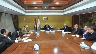 النقل: تفعيل دور المشروعات في تدعيم التواجد المصري على المستوى الإقليمي والعالمي