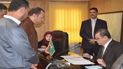 بالفيوم مساعدات مالية للأسر الأولى بالرعاية ودراسة توفير العلاج لحالتين على نفقة الدولة  