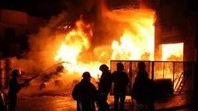 انتداب المعمل الجنائي للتحقيق في حريق مصنع المرج