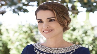 الملكة رانيا ضيف شرف قمة 