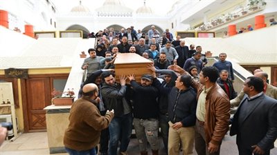 بالصور.. النجوم يتخلون عن صلاح رشوان في وداعه الأخير