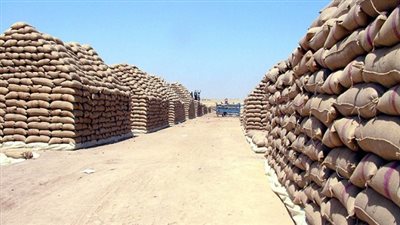 ضبط مسئول مخزن القمح بالساحل لاختلاسه 78 طن قمح