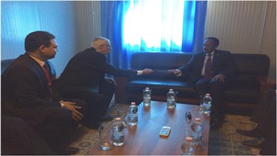 نائب وزير الخارجية يلتقى الرئيس الصومالى الجديد