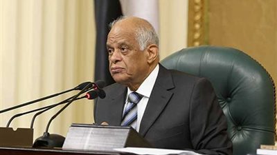 بعد هجوم رئيس البرلمان على 