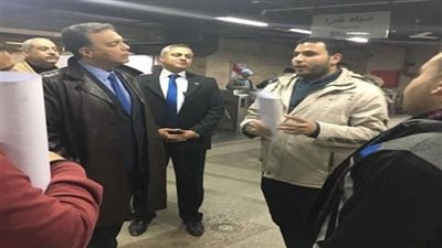 وزير النقل في زيارة مفاجئة لمحطة مصر للسكك الحديدية