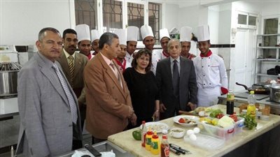 شوقى يوجه بمتابعة العملية التعليمية فى الفصل الدراسى الثانى