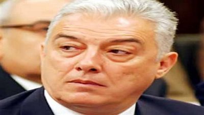 سامح فهمي يغادر إلى السعودية بعد رفع اسمه من قوائم الممنوعين