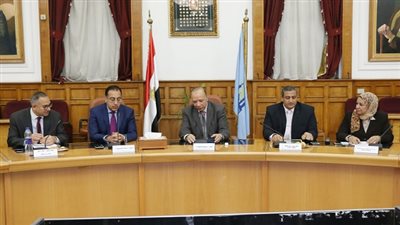 وزير الاسكان ومحافظ القاهرة يناقشان الخطوات التنفيذية لتطوير مثلث ماسبيرو