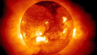 10 حقائق تكشف ما لا تعرفه عن الشمس.. تعرف عليهم 