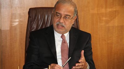 شريف إسماعيل: إقرار قانون التأمين الصحي الشامل نهاية العام