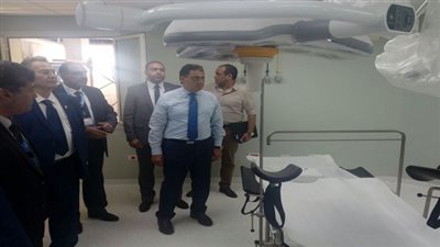 وزير الصحة يتفقد اعمال التطوير بمستشفي شرم الشيخ الدولي