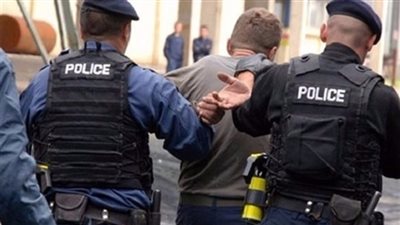 ألبانيا تعتقل إسرائيليًا يحمل جهاز تنصت