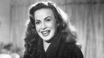 هند رستم تحب أحمد مظهر وتتزوج يحيى شاهين