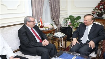 محافظ القاهرة يلتقي ممثل منظمة الصحة العالمية بالقاهرة