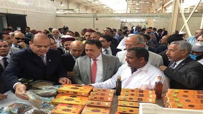 وزير الصحة: عيادة للرمد بمطروح وعيادتين لامراض الدم بسيوة ومطروح