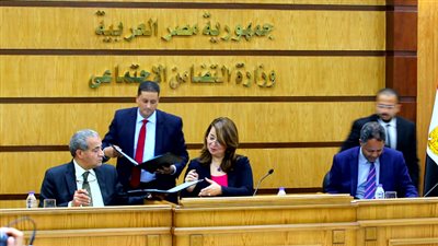 والي: الإعلان عن شراكة جديدة بين وزارة التضامن الاجتماعي والصحة والتموين