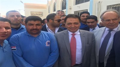 وزير الصحة: شهر مكافأة للعاملين بمستشفى سيوة المركزى وزيادة الفريق الطبى