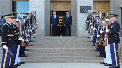 بالصور.. مراسم استقبال الرئيس السيسى بوزارة الدفاع الأمريكية