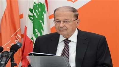 الرئيس اللبناني يعلق جلسات مجلس النواب لمدة شهر