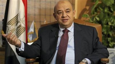 مصدر: الوفد السعودي يتعهد بحل أزمة المعتمرين خلال ساعات