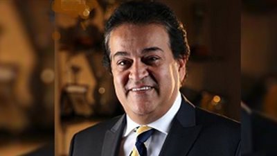 وزير التعليم العالى يضع حجر الأساس للمجمع الطبى بكلية الطب بجامعة حلوان غدا