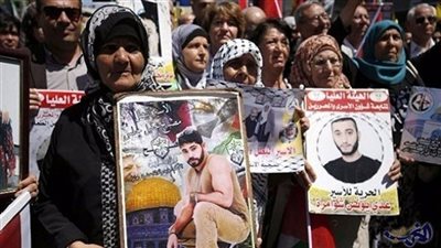 إطلاق حملة شعبية فلسطينية لمقاطعة بضائع إسرائيل دعما لإضراب الأسرى