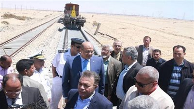 وزير النقل يتابع أعمال تنفيذ تجديدات السكه الحديد على خط  (السويس / عين شمس)