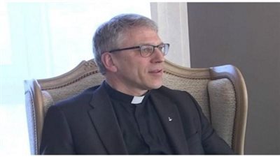 الأمين العام لمجلس الكنائس العالمي: شيخ الأزهر قامة كبيرة